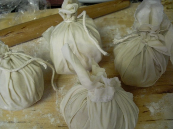 CIMG0703 dumplings before boiling